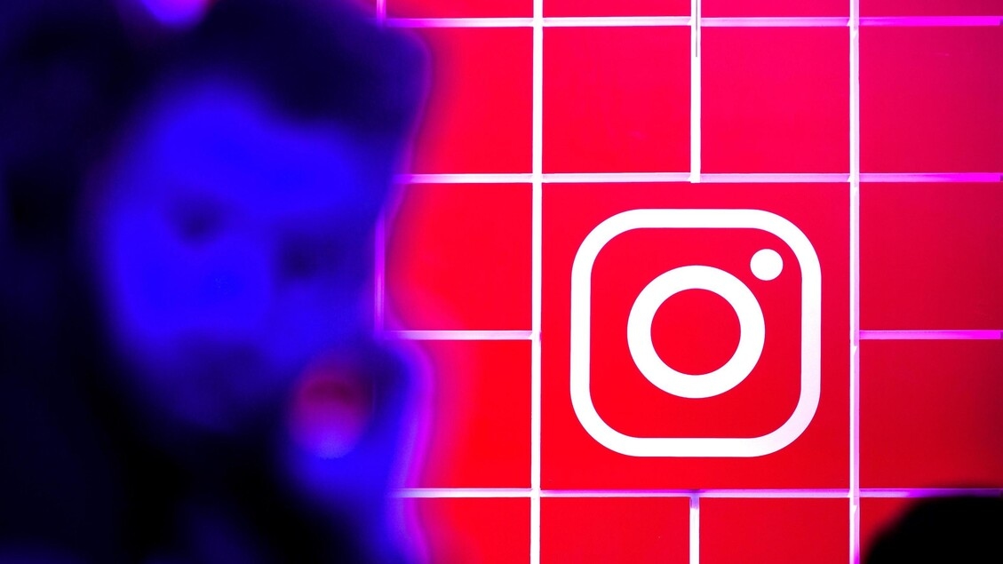 Instagram jest jak filmy: nastolatkowie mają ograniczony dostęp do treści.