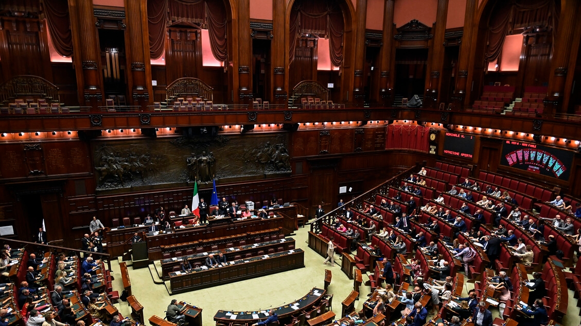 Motion on Santanchè in the Chamber