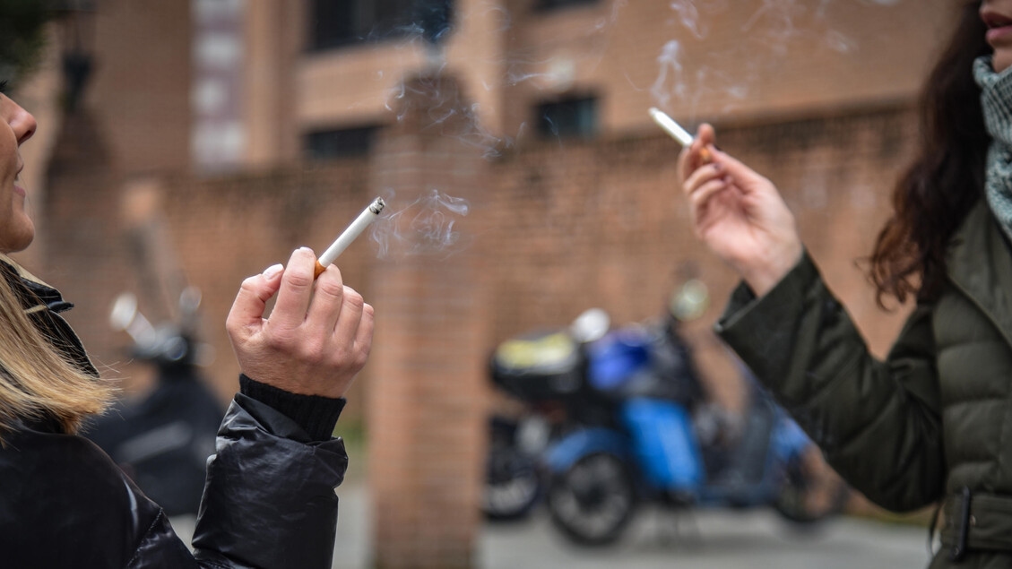 Nieuwe inkomsten voor de EU uit sigaretten, afval en bedrijven