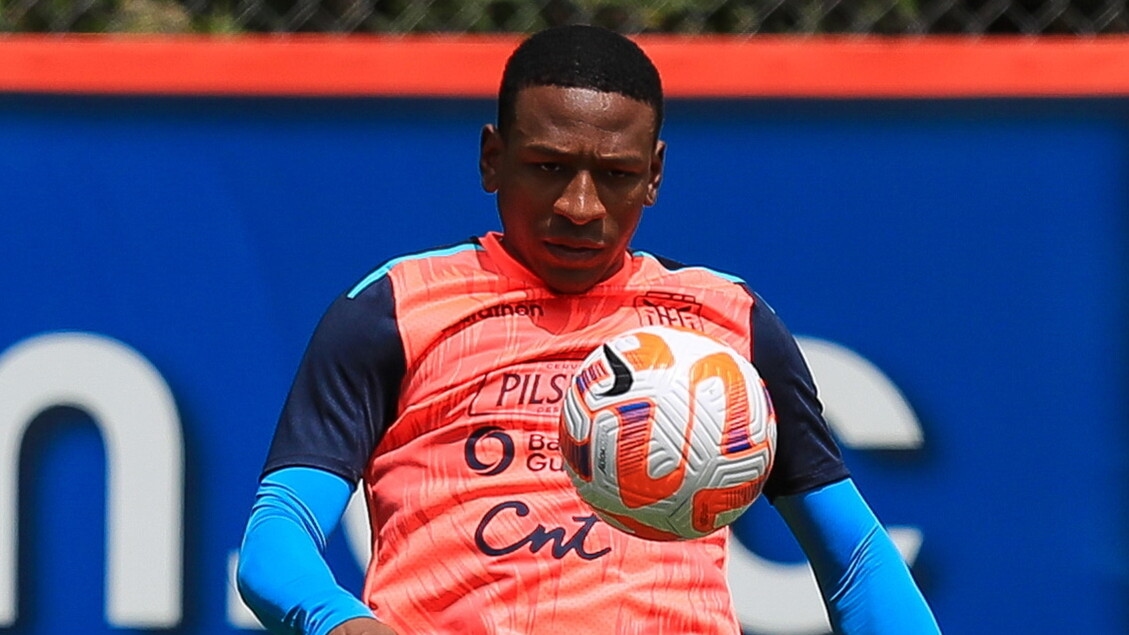 Transfermarkt: Estupinan wechselt offiziell zum AC Mailand, Lookman und Inter stecken fest.