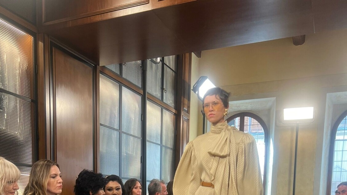 Gucci Cruise 2026 reinterpreta o arquivo, desfile de moda em Florença