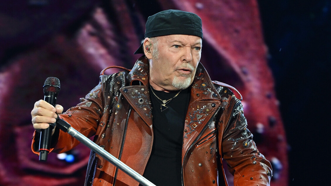 Vasco Rossi, chega de guerras e massacres de inocentes em Gaza