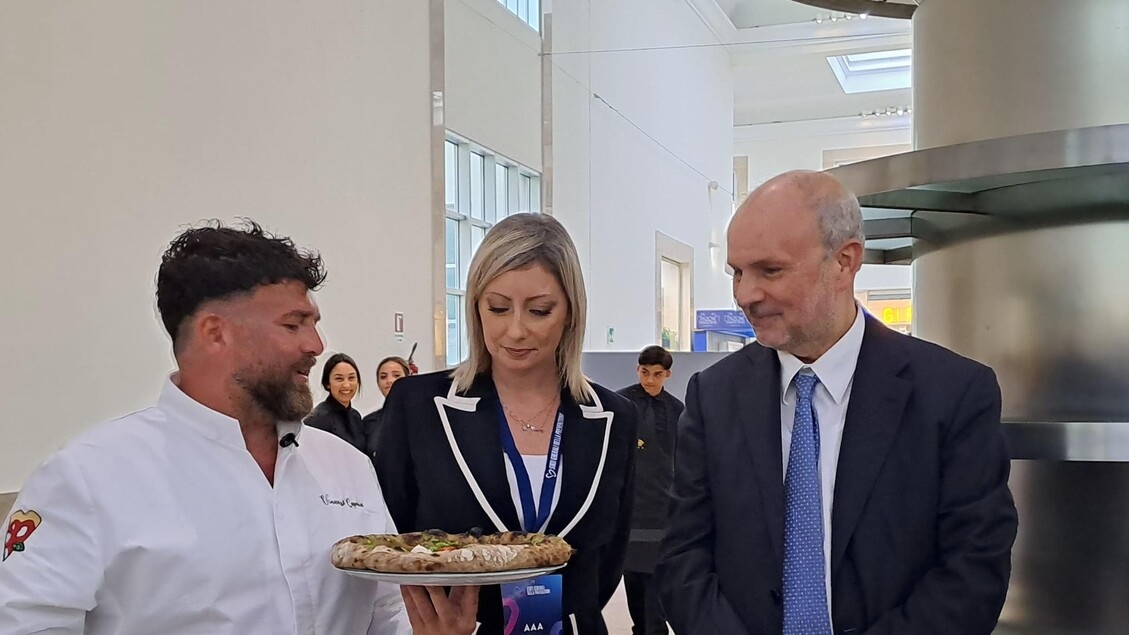 Nos Estados Gerais de Prevenção, a Pizza da Saúde com Schillaci