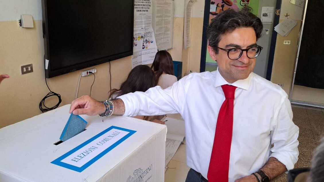 Em Matera, contestação da última votação, mas a participação cai