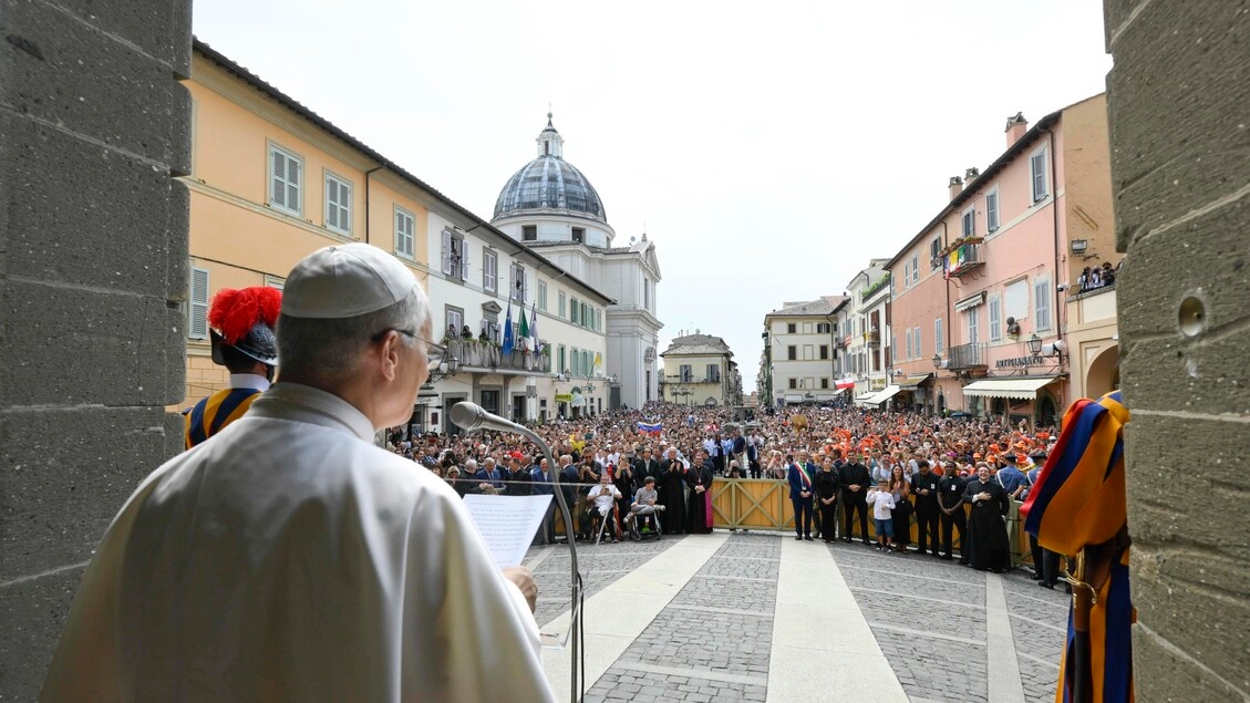 Il Papa, un buon genitore deve sapere dire anche 'no'