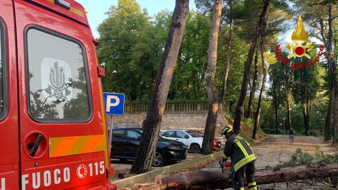 Şiddetli hava koşulları: Veneto'da sel, Toskana'da sağanak yağış ve şimşek