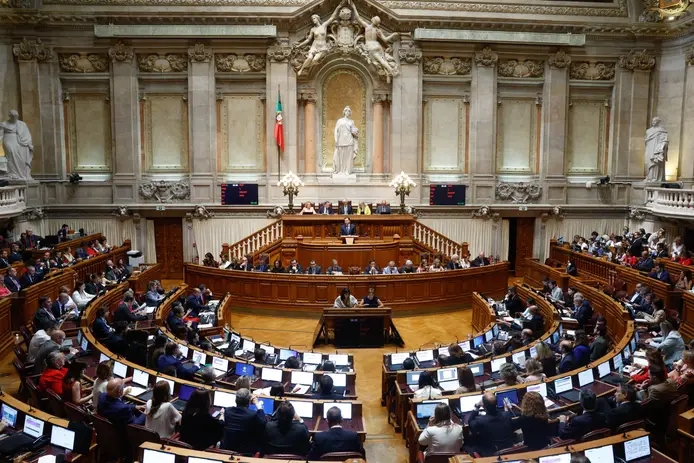 Parlamento bugün Hükümet programını onaylıyor