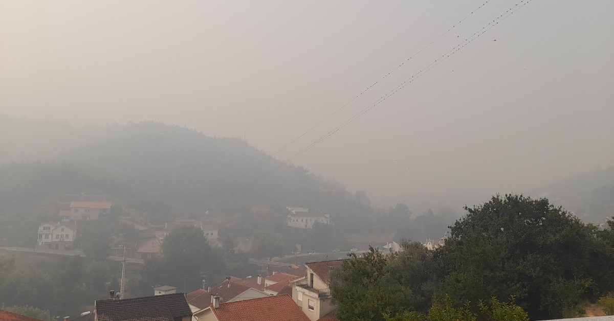 Fogo em Oliveira do Hospital dominado e sem frentes ativas