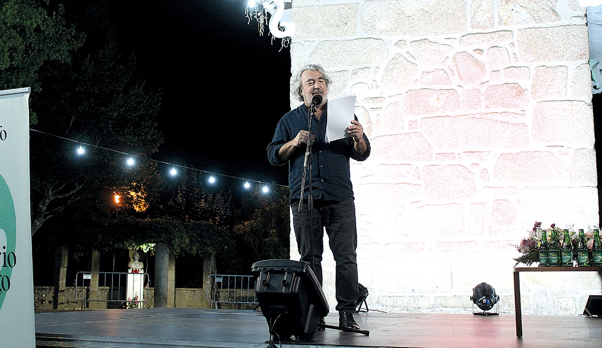 Vidagrafo rindió homenaje a su mentor Paulo Santos