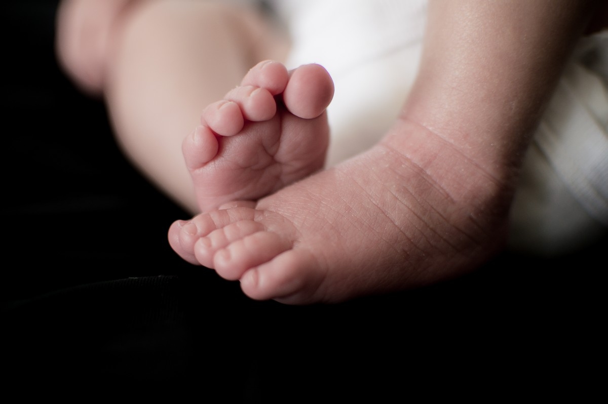Murió el bebé prematuro de una mujer que acudió a urgencias sin saber que estaba embarazada.