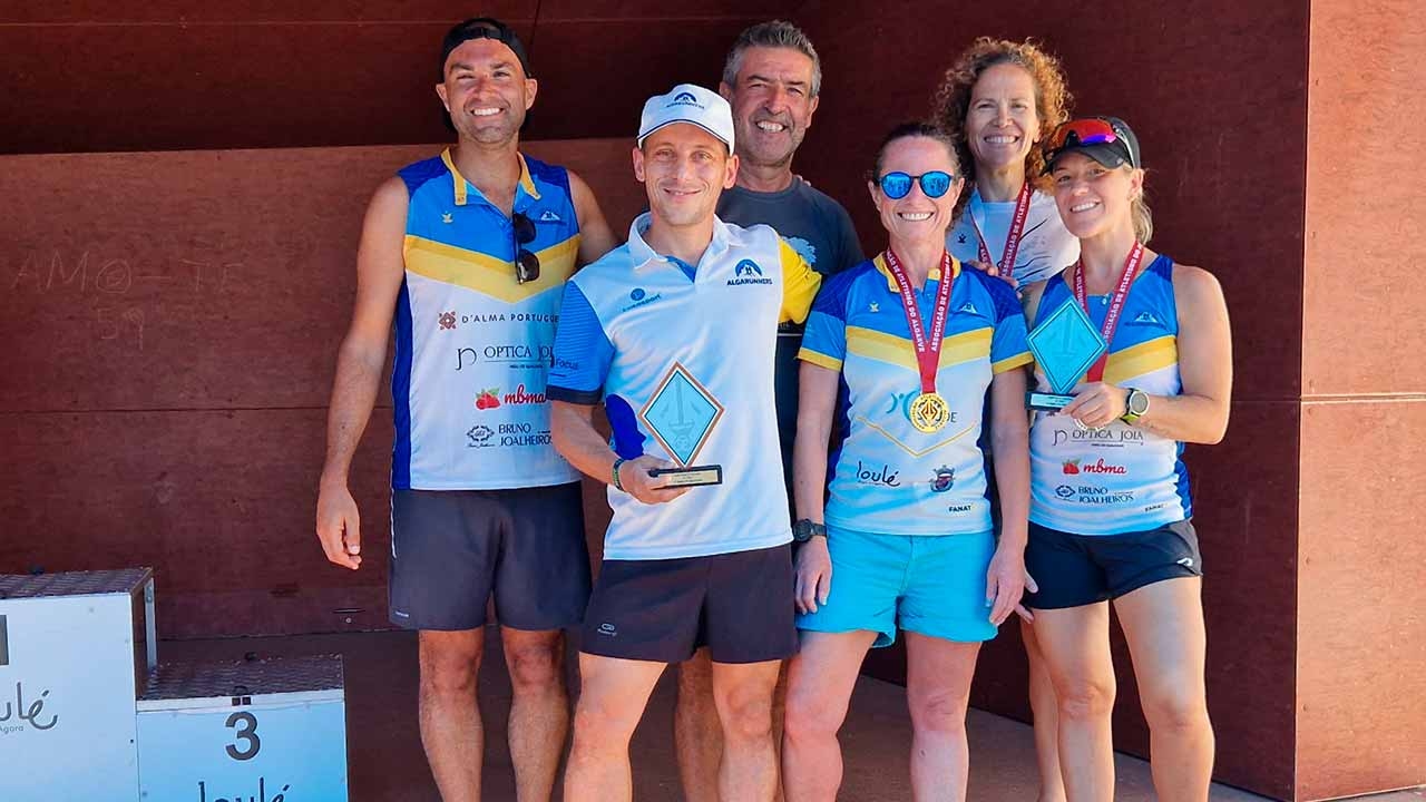 El equipo femenino de Algarunners es subcampeón regional de montaña