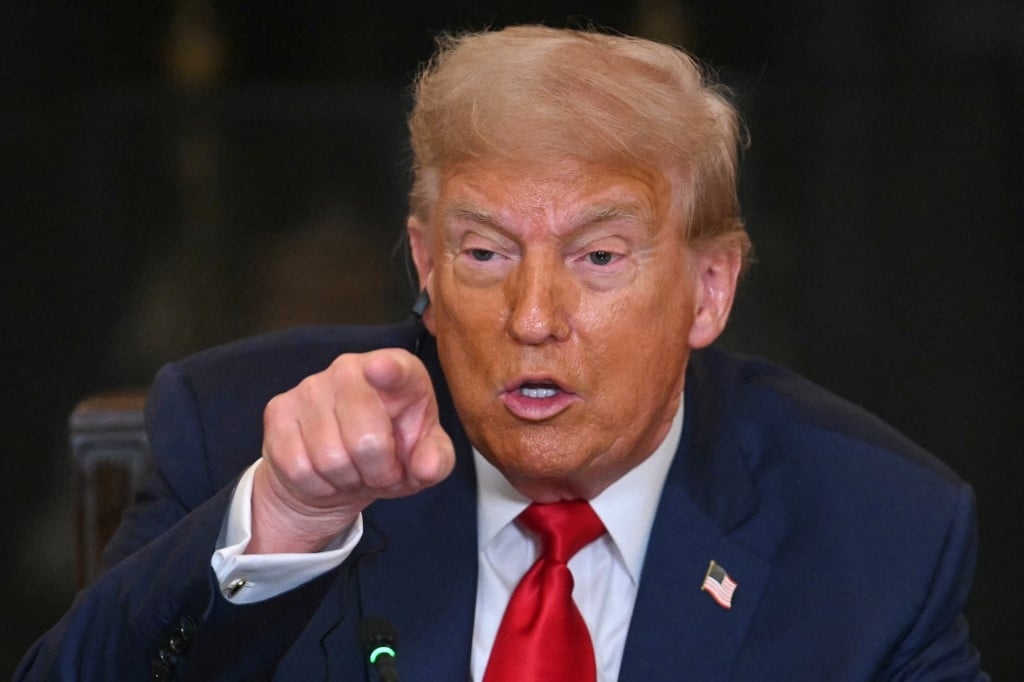 Trump, ülkeye karşı yeni gümrük vergileri öngörerek, 'Brezilya bize iyi davranmadı' diyor.