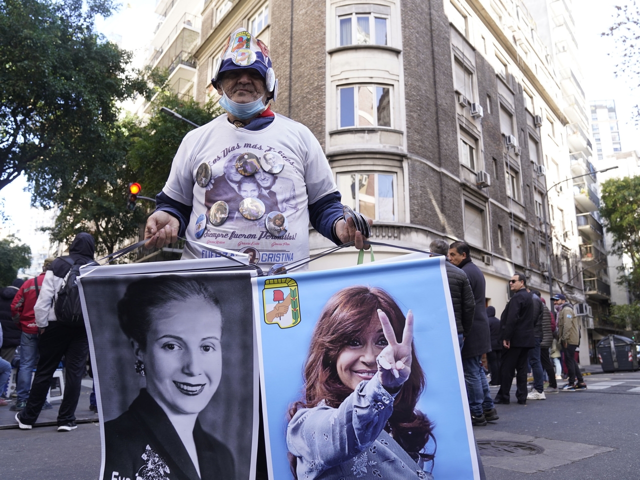 La justicia federal investiga a Cristina Kirchner por el plus de "zona austral" que cobró viviendo en Capital Federal