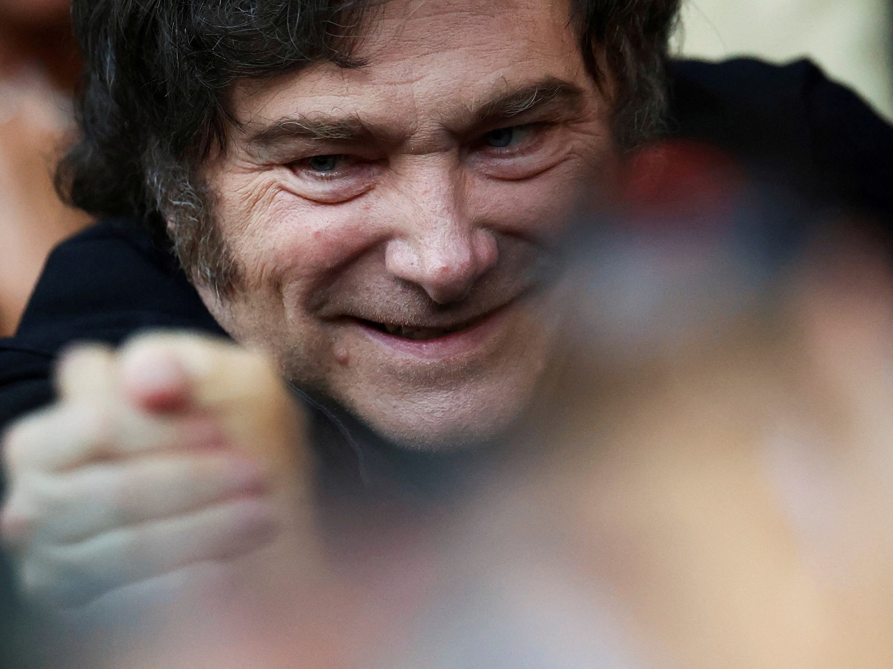 Er wordt verwacht dat Javier Milei naar de stembus gaat met het laagste inflatiecijfer in bijna 10 jaar.
