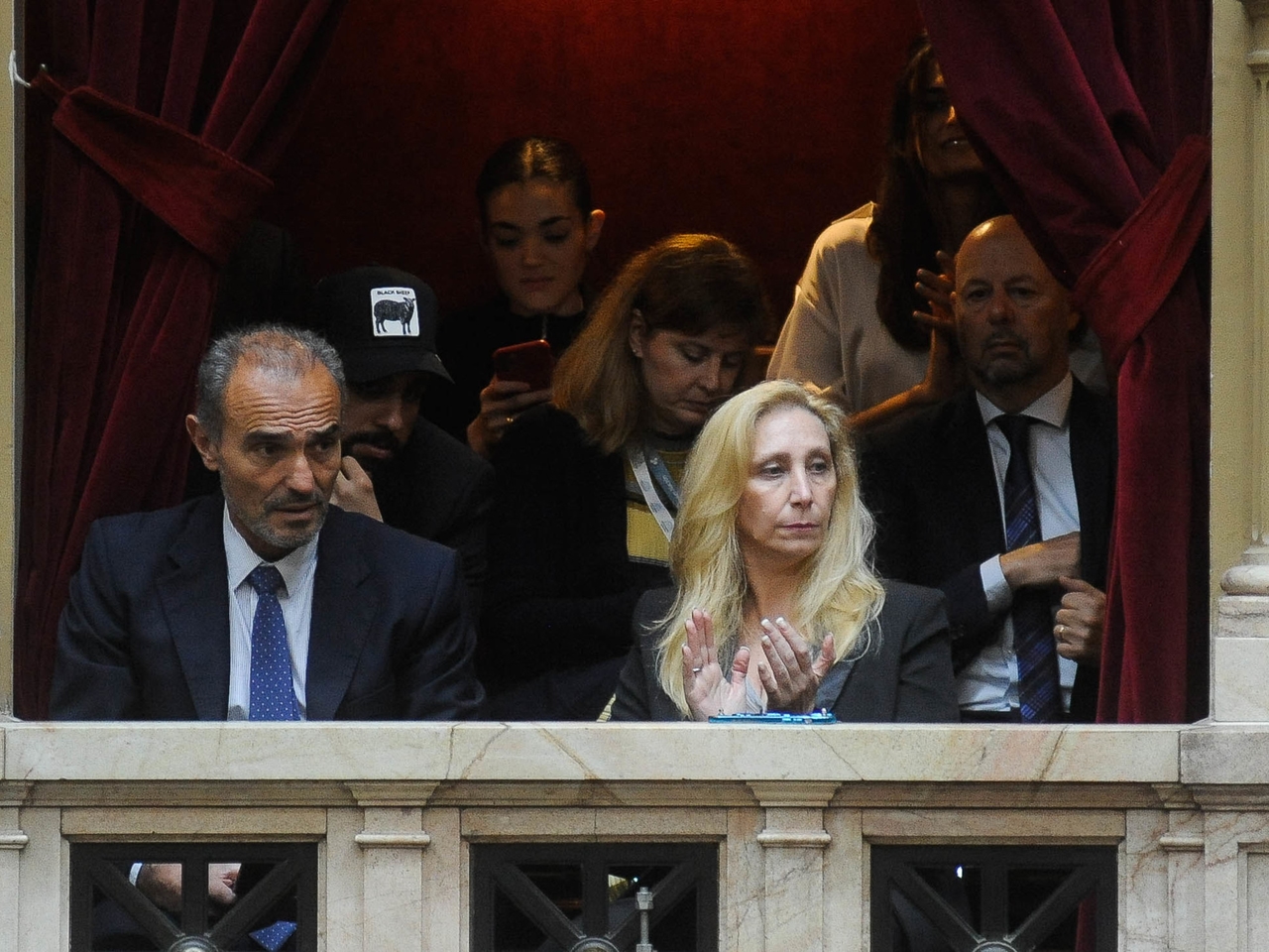 Relatives, friends, and awards for allies: the structure that Karina Milei and the Menems created with PAMI and Anses, which worries Santiago Caputo.