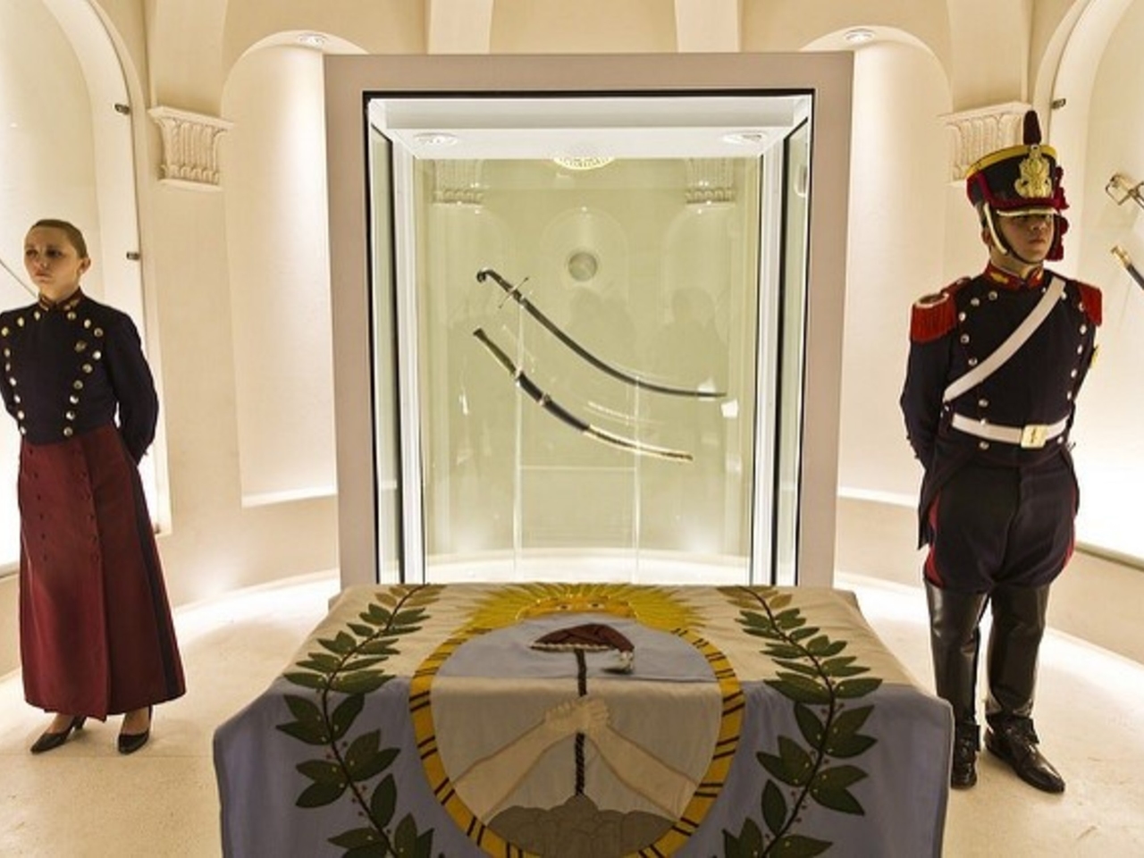 Pomimo niepewności w muzeach historycznych, San Martín będzie miało zasłużone hołdy.