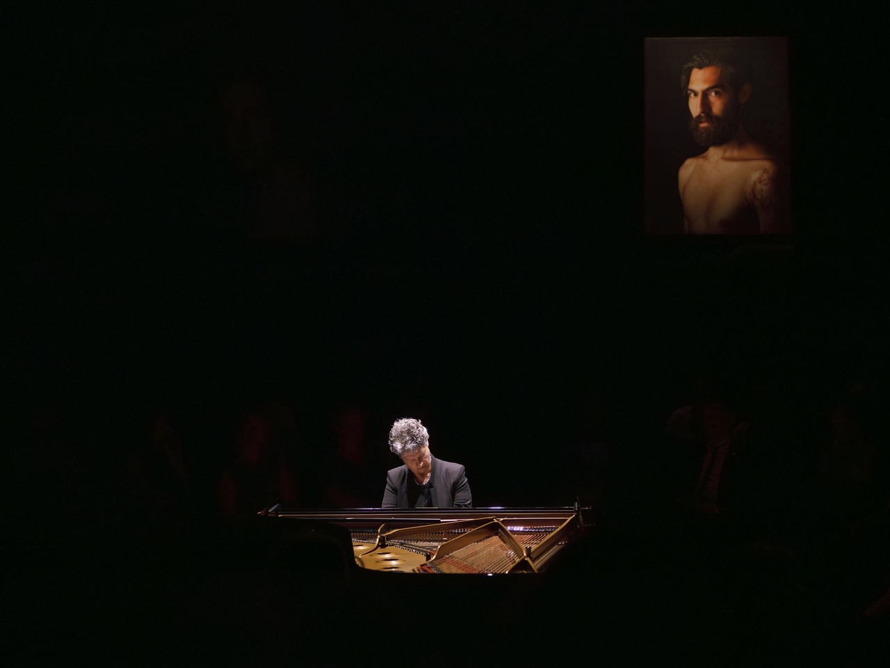 ‘Cien años de soledad’ revive en el Teatro Colón con un viaje sonoro y visual a Macondo