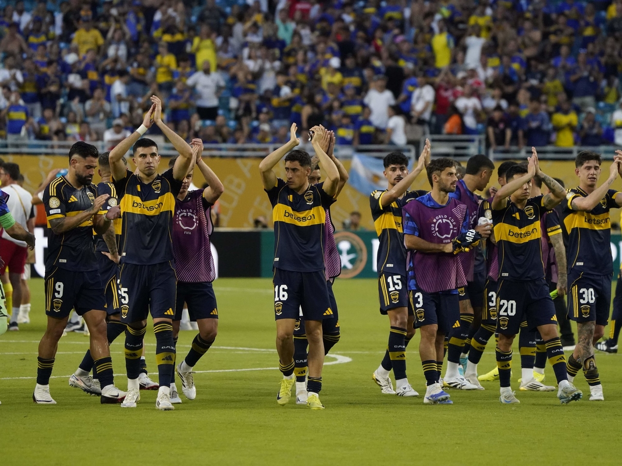 Boca tuvo astucia y orden y se animó a soñar en el Mundial de Clubes hasta que el cabezazo de Otamendi le perforó su ilusión