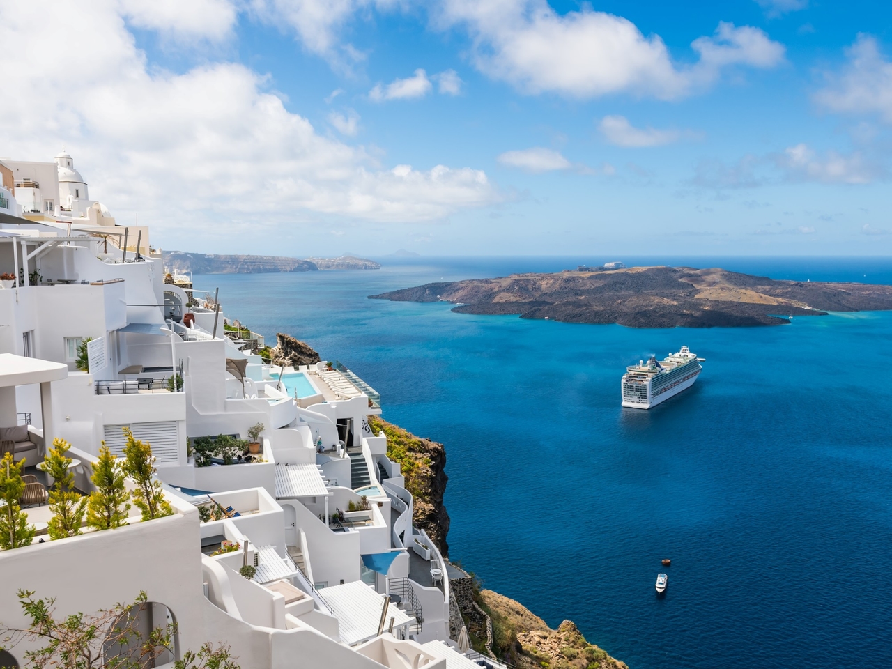 Wenige Einwohner, Millionen Touristen: Griechische Häfen erheben ab sofort eine Gebühr für ankommende Kreuzfahrtpassagiere.