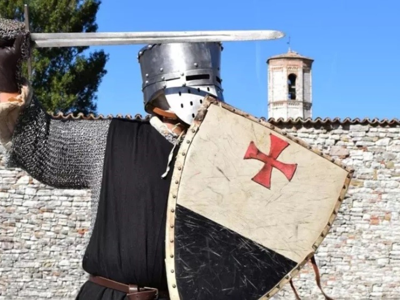 Internationaal Tempeliersfestival: Alessandria laat middeleeuwse mythe herleven met geschiedenis en optredens