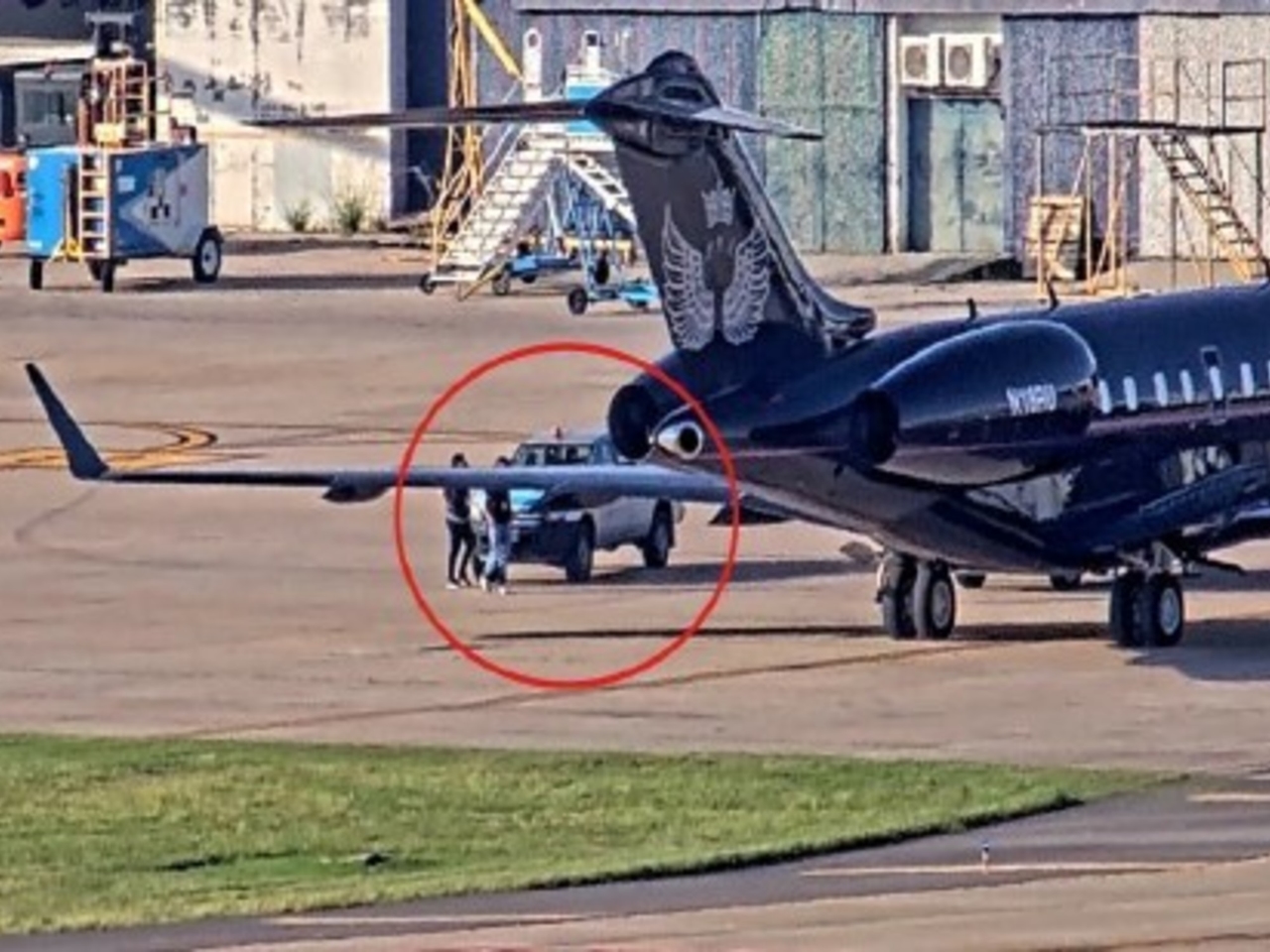 Scatturice's company denied irregularities and lack of control over the suitcases that entered the country on a private plane.