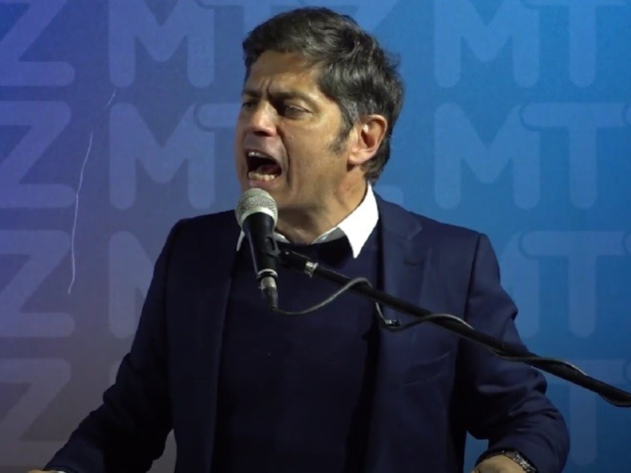 Kicillof zapytał Milei o jej wizytę w La Matanza: „Przyjeżdża na chwilę, żeby zrobić zdjęcie, ale nie odważy się przejść po okolicy”.