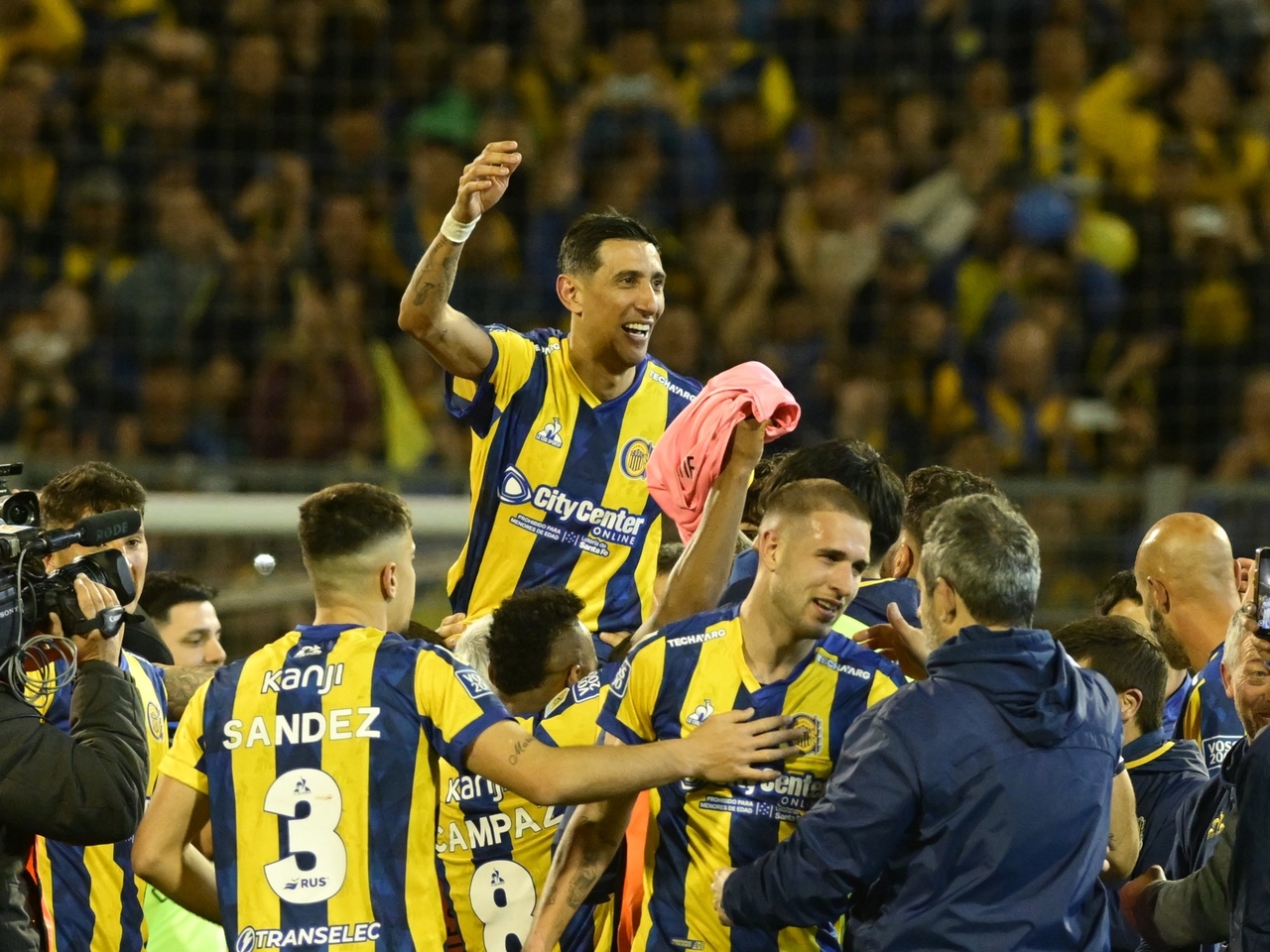 Os 20 melhores jogadores do Torneio Clausura segundo a nota do Clarín: são três do River, dois do Boca, dois da seleção surpresa e Di María completa a lista.