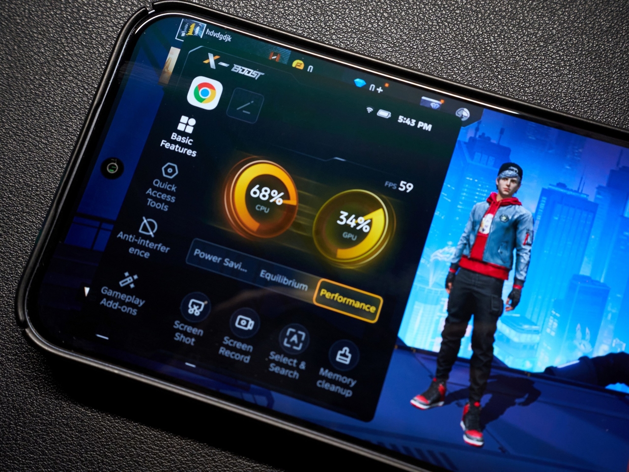 Infinix GT 30 Pro: como é o celular que pretende ser um "PC gamer de bolso"?