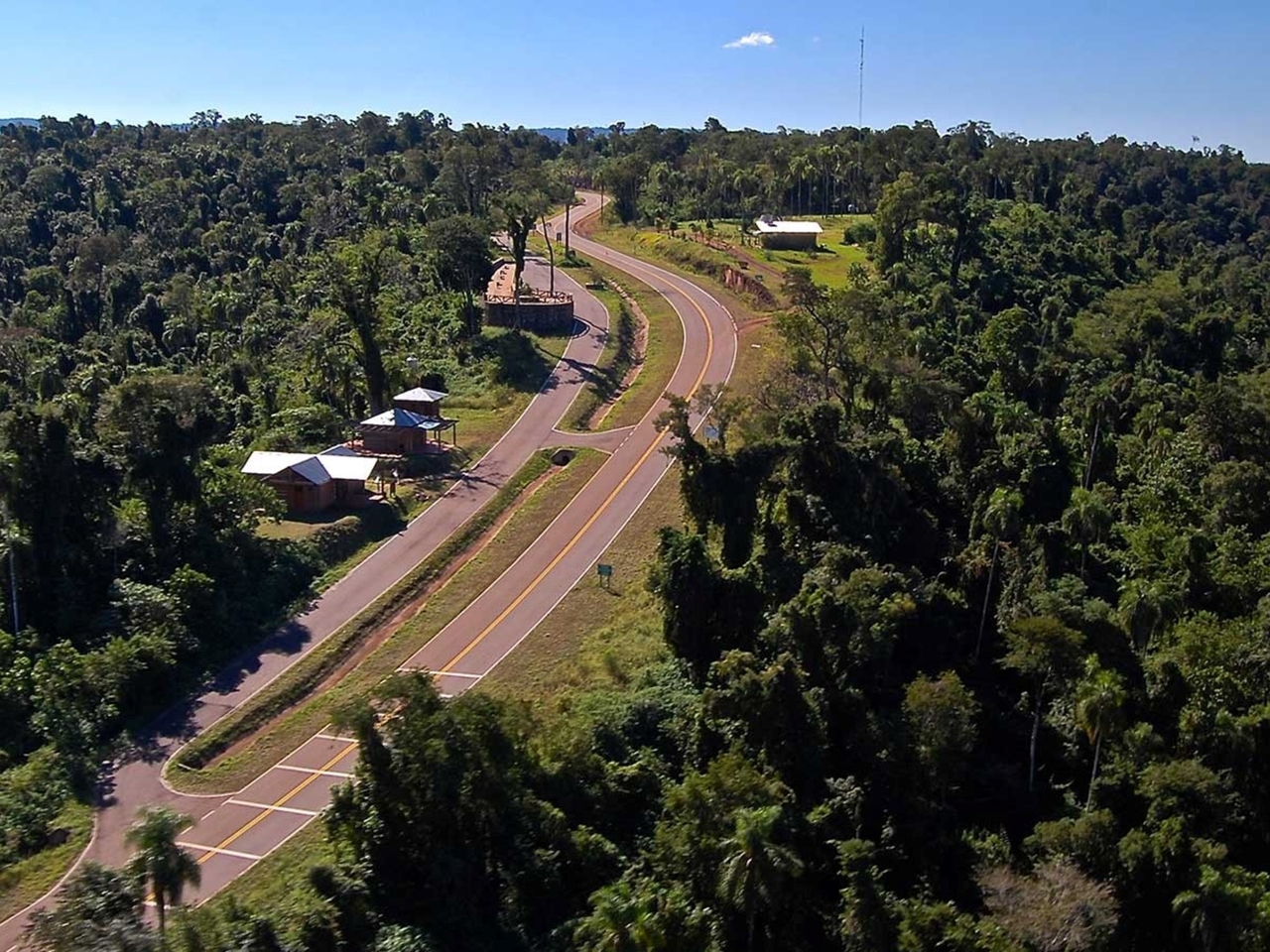 Missões: a grande aventura de chegar às Cataratas ao longo da costa do Rio Uruguai.