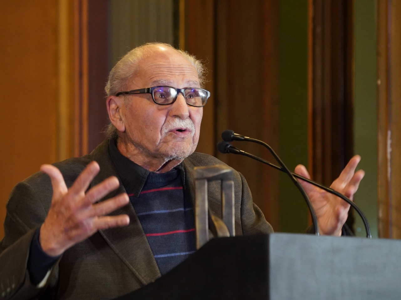 Nagroda za całokształt twórczości dla dramatopisarza Ricardo Halaca, mistrza argentyńskiego teatru