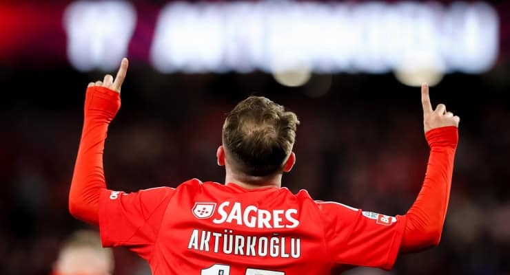Benfica anuncia: Kerem Aktürkoğlu ficha por el Fenerbahçe por 22,5+2,5 millones de euros
