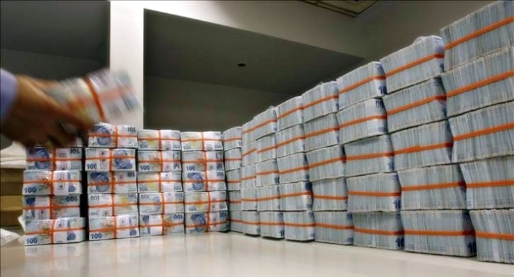 Le Trésor a emprunté 79 milliards de lires