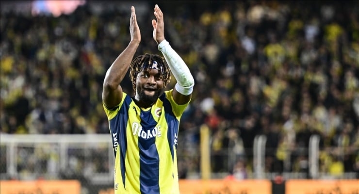 Allan Saint-Maximin neemt afscheid van Fenerbahçe