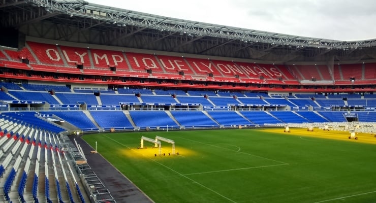 Olimpik Lyon alt lige düşürüldü