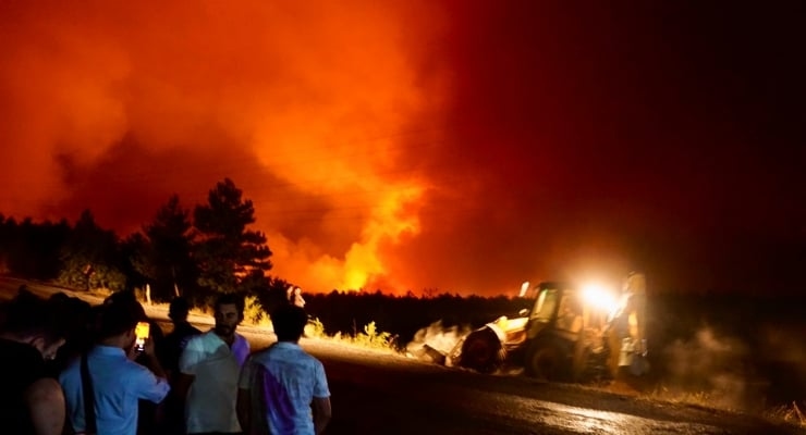 Incendie à Karabük : quatre quartiers et un village évacués