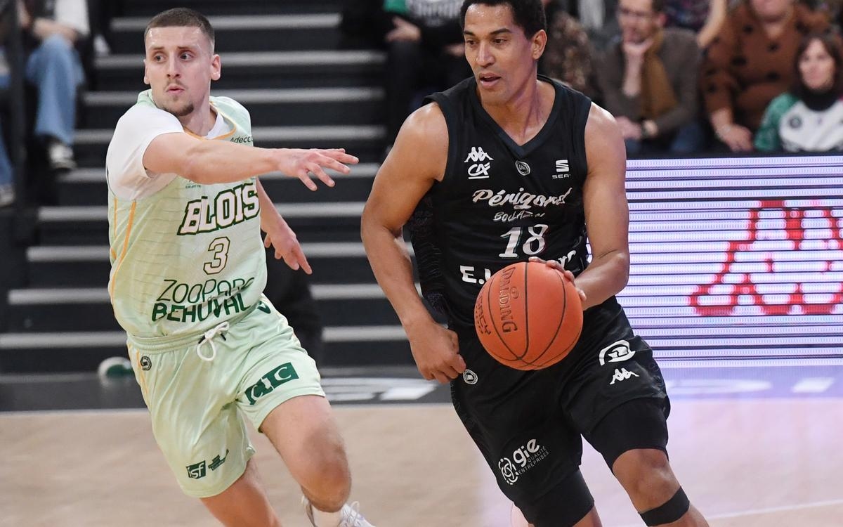 Baloncesto: Marcos Suka-Umu deja la canasta de Boulazac Dordoña
