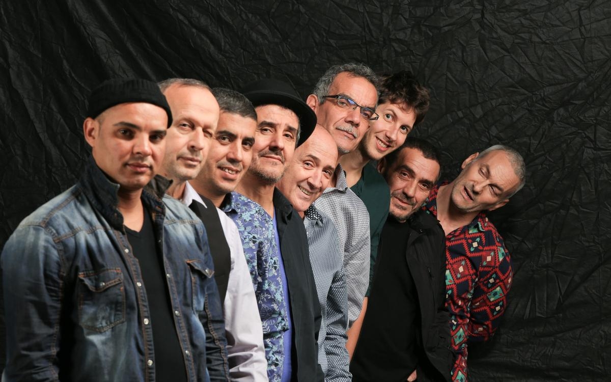 The Barbès National Orchestra arrives at the Lamoura plain