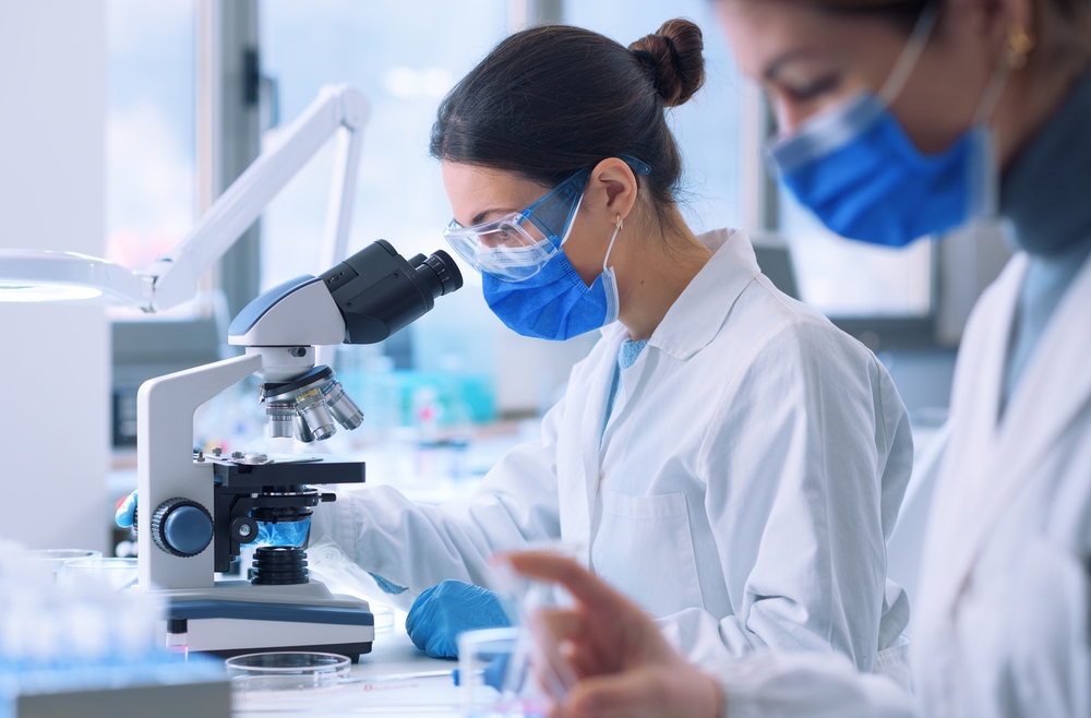 Des microbiologistes de Leyde développent une « pilule contre les excréments » pour traiter les troubles intestinaux