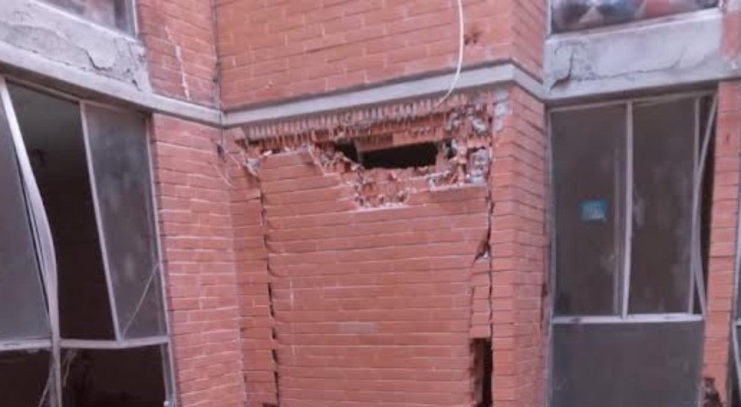 Gebouw met structurele schade dreigt in te storten in Tláhuac