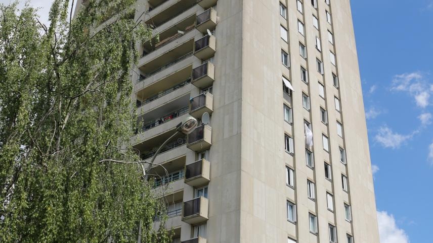 Creil (60): uyuşturucu ticareti yapılan bir yerin yakınında, bir kurşunla ağır yaralanmış genç bir adam. Yaşamı tehdit eden prognoz