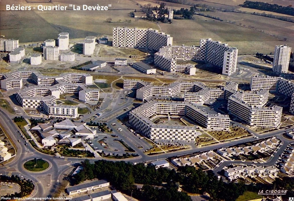 Béziers (34): uma gangue de cerca de cinquenta indivíduos atacou a polícia, que foi acionada para atender a um incêndio em uma lixeira. Um policial ficou ferido e um apartamento, cujos moradores estavam presentes, foi incendiado.