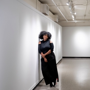 "Es como si estuviera en una sala llena de gigantes": conozca a Elana Casey, nueva directora asociada de la Galería Augusta Savage en UMass Amherst