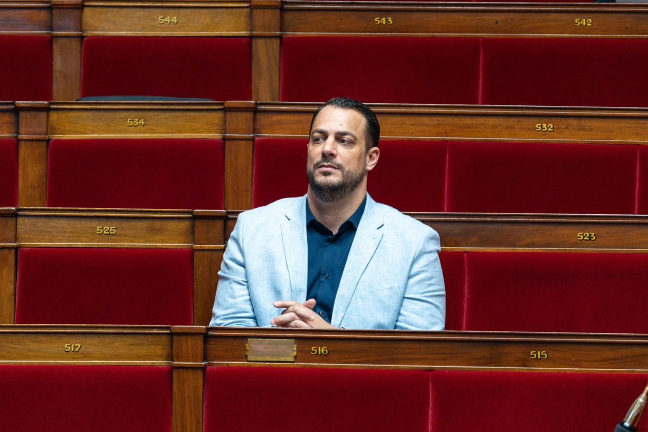 El diputado rebelde Sébastien Delogu es buscado en Marsella
