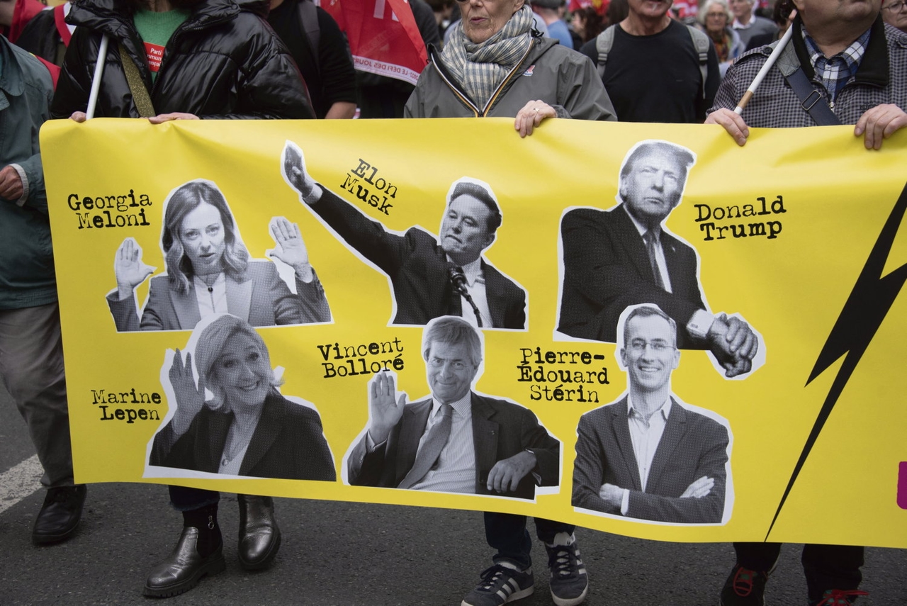 Auf dem „Freiheitsgipfel“ starten Pierre-Édouard Stérin und Vincent Bolloré einen feindlichen Übernahmeversuch für die traditionelle liberale Rechte
