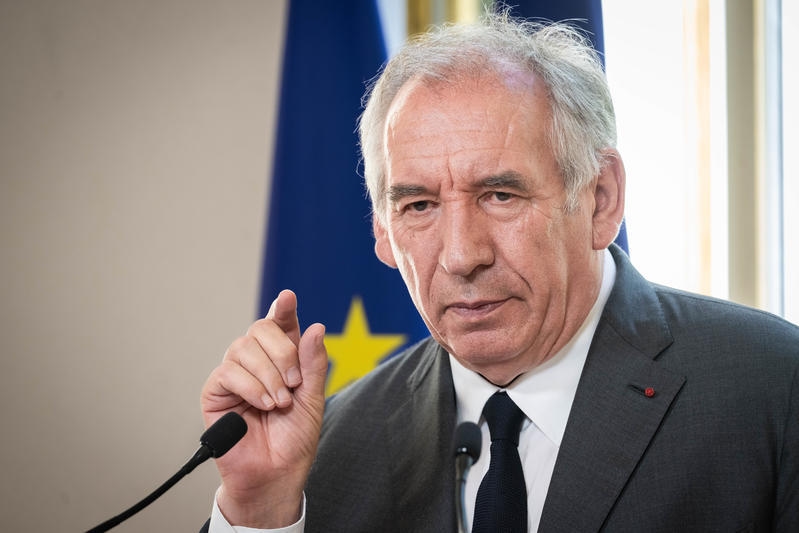 François Bayrou, 2026 yılı başında yapılacak yasama seçimlerinde orantılı temsili benimseyebileceğine inanıyor