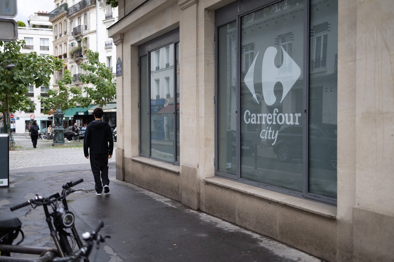In the "village of spoiled children": the petition against a Carrefour City in Paris, a symbol of the secession of the rich?