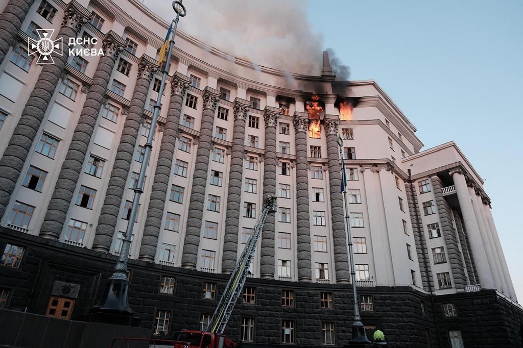 Masowy atak na Ukrainę, izraelska armia zabija cywilów w mieście Gaza, wnuk Nelsona Mandeli na pokładzie flotylli Global Sumud... Czego nie można przegapić w ten weekend