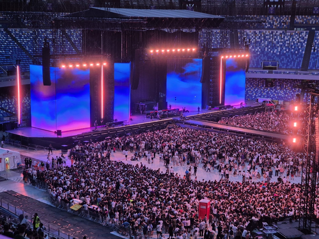 Imagine Dragons bei Maradona: Lichter, Feuer und globale Botschaften, aber das Herz bleibt halbherzig