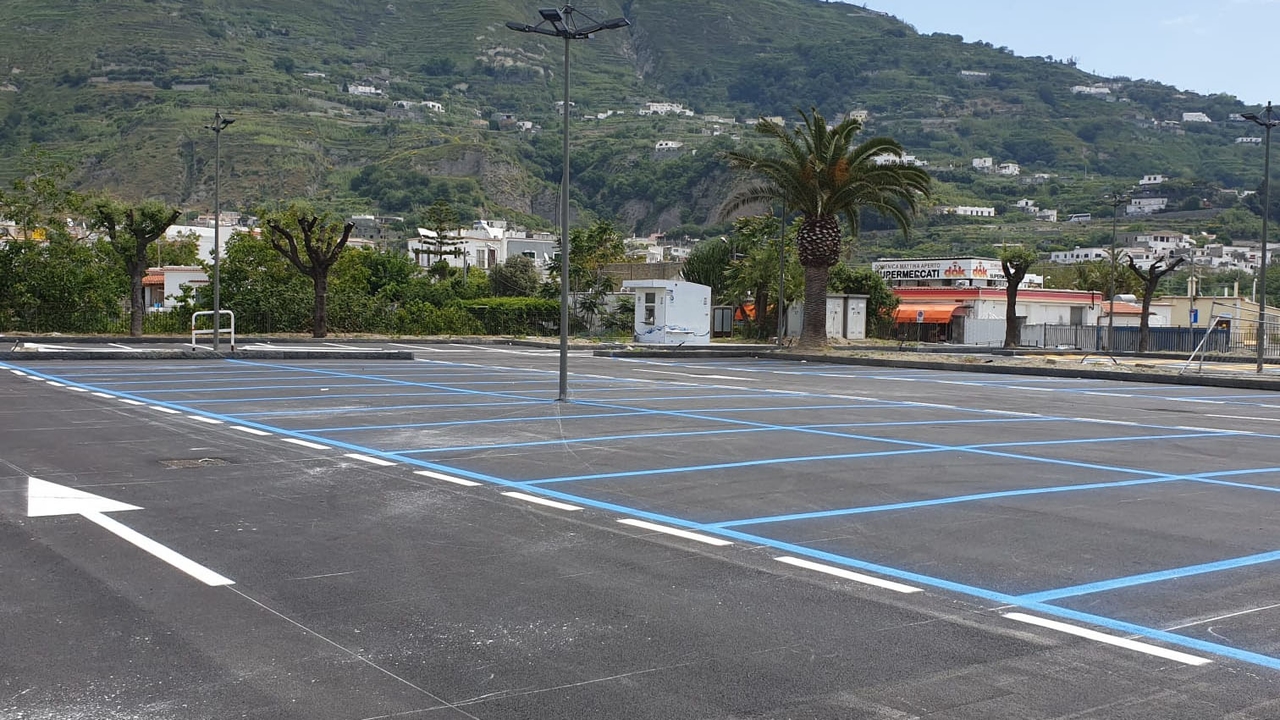 “Strisce blu” a Panza, dopo la delibera arriva l’ordinanza: “tolleranza gratuita” di 20 minuti per la prima sosta giornaliera
