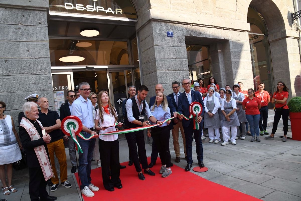 Een nieuwe Despar-winkel opent in Triëst. Roberti: "Meer banen in de stad."